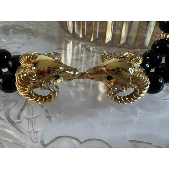 Vintage 1987 Avon Kenneth J Lane rams head necklace.  30” shortest strand. - Picture 4 of 16
